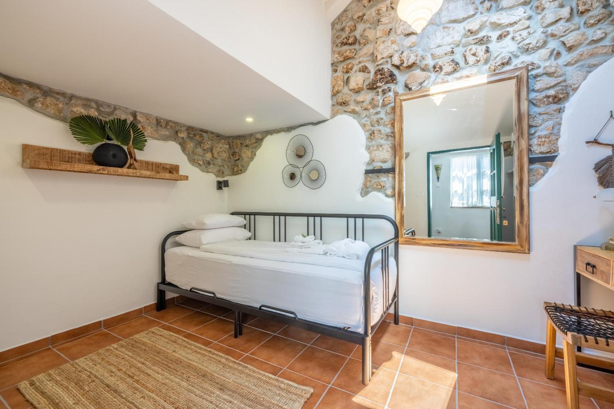 Villa Cocoon - Vacation Home With Heated Pool & Garden Bribir (Primorje-Gorski Kotar) Exterior foto